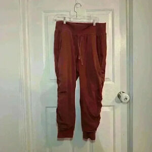 Athleta joggers 10p red brown Attitude Lined Pants